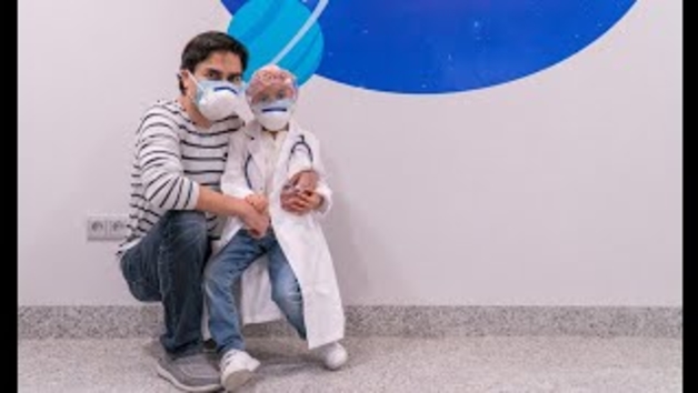 Vídeo: Historia de Ahinara, la niña que cruzó el mundo para tratar su cáncer