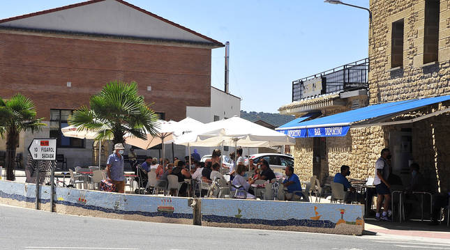 Carcastillo hubiera comenzado mañana sus fiestas patronales pero este año agosto comenzará sin el blanco y rojo por las calles.