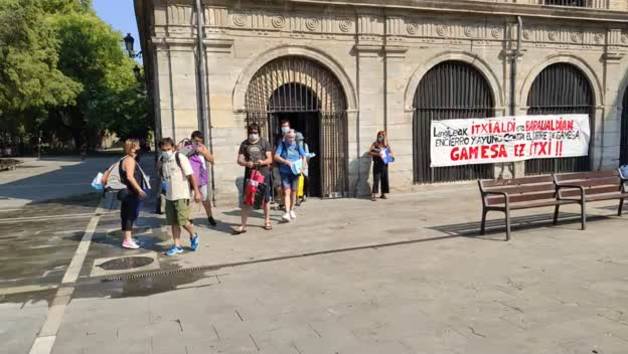 Los trabajadores de Siemens Gamesa finalizan su encierro en San Lorenzo