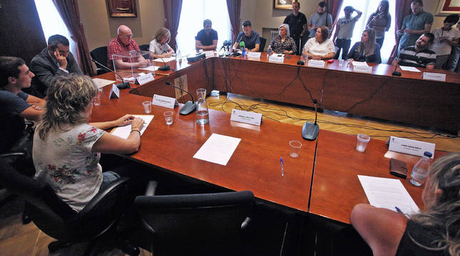 Foto del asiento vacío en el Ayuntamiento de Huarte el día de la elección de Arruiz, tras la salida del PSN.