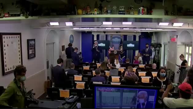 El Servicio Secreto se lleva a Donald Trump sin mediar palabra