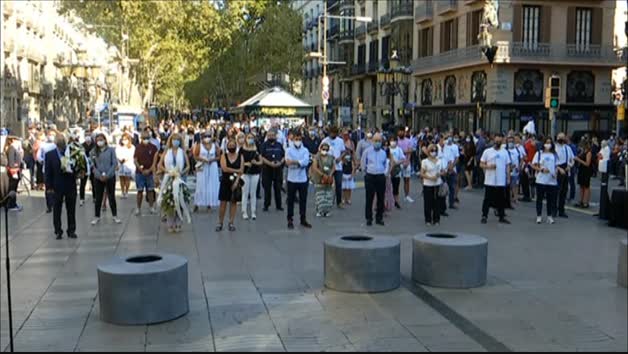 Barcelona recuerda a las víctimas del atentado del 17A