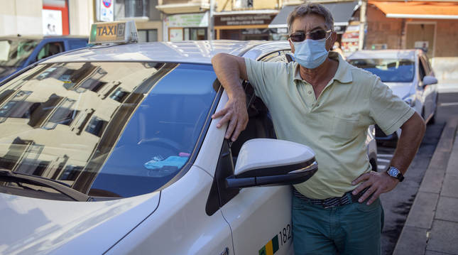 Foto de Miguel Zabalza, taxista en Pamplona.