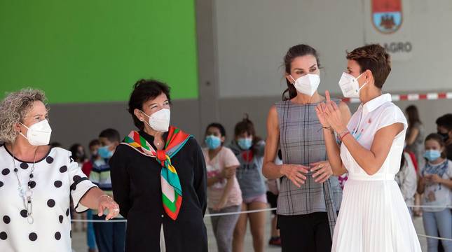 Fotos de la apertura de curso escolar de la reina Letizia en Milagro y San Adrián