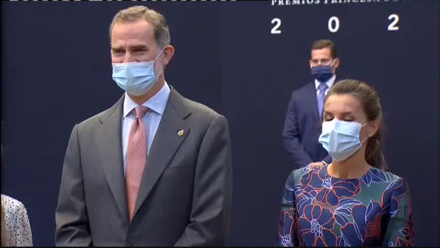 Vídeo: La Familia Real recibe a los galardonados en los premios Princesa de Asturas