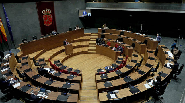 Esparza lamenta que Chivite no quiera renunciar a pactar con Bildu los presupuestos