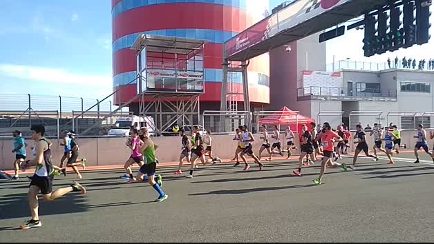 Salida de la primera carrera tras la irrupción de la covid-19