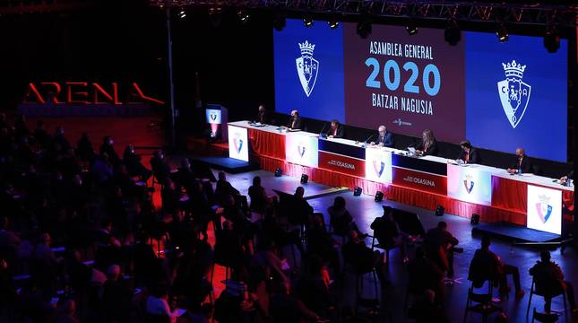 Asamblea de Osasuna en el Navarra Arena