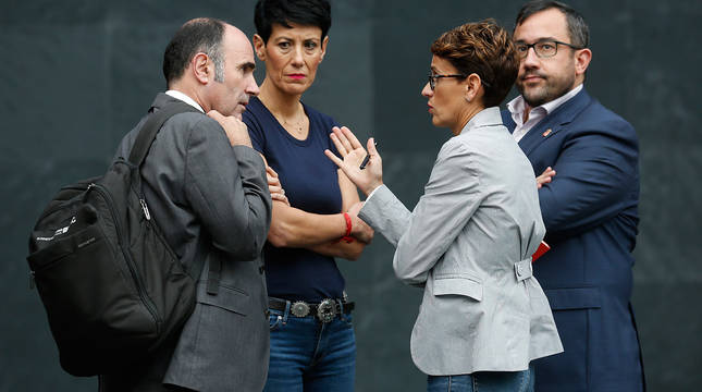 Chivite se enroca y mantiene a Ayerdi pese a que el Supremo investigará al consejero