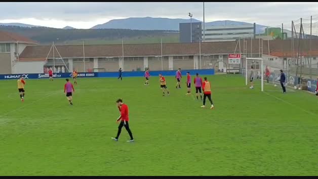 Vídeo del entrenamiento de Osasuna en Tajonar