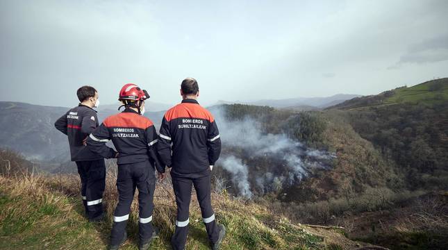 Fotos del incendio de Bera