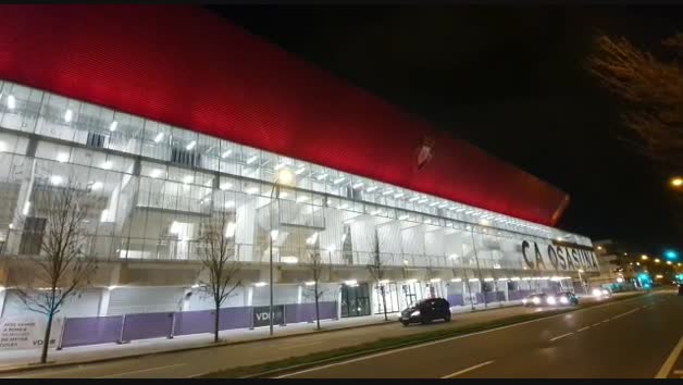 Pruebas de iluminación en El Sadar
