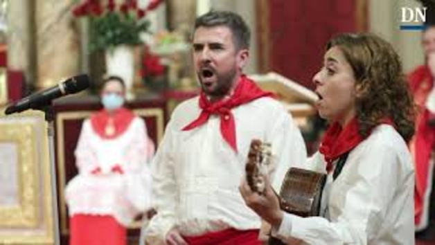 Jota en la misa del tercer peldaño de la Escalera de San Fermín