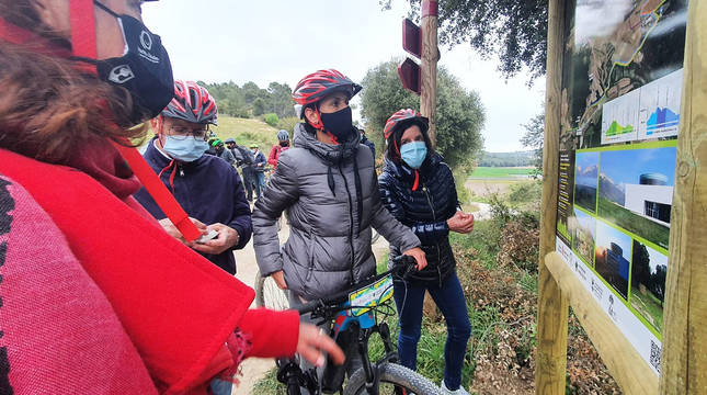 Imagen de la presidenta, María Chivite, en la inauguración de las rutas ciclables de Matauten y Zúñiga.