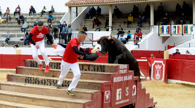 Fotos de la exhibición de bravura 'Especial Arriazu' en Peralta