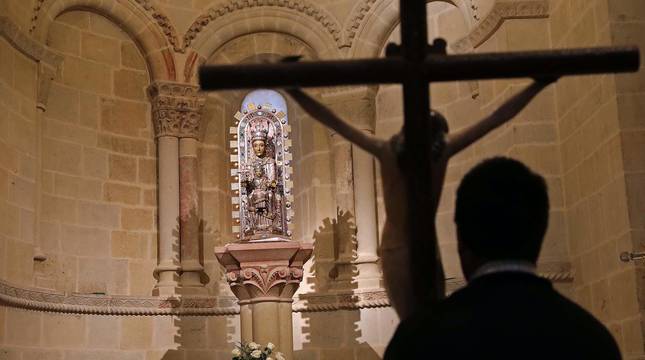 Cinco pueblos celebran misa en Ujué