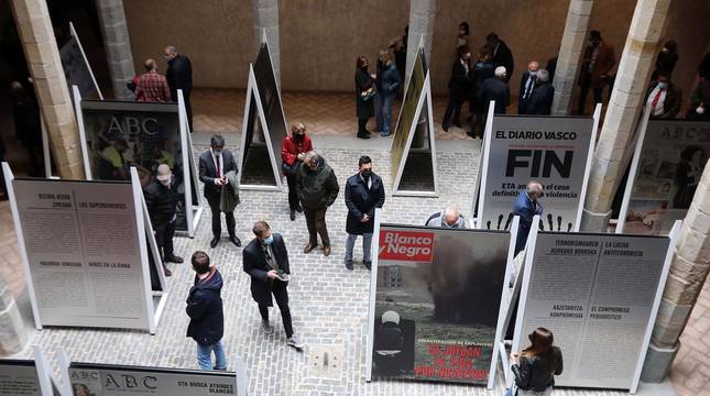 Fotos de la exposición 'El terror a portada. 60 años de terrorismo en España'