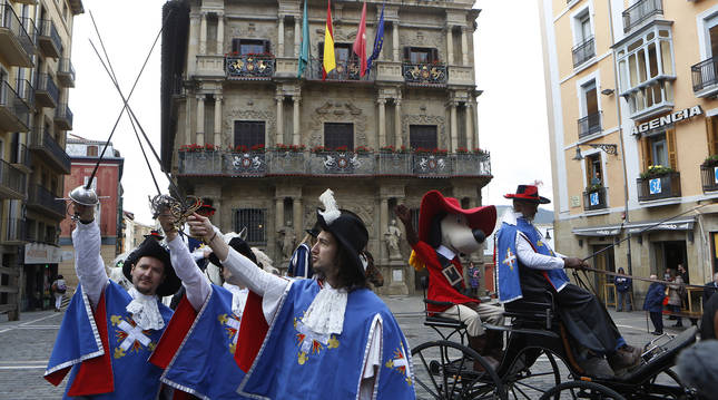 Así presentó Apolo Films en Pamplona su proyecto de hacer la película de D'Artacán en 2018.