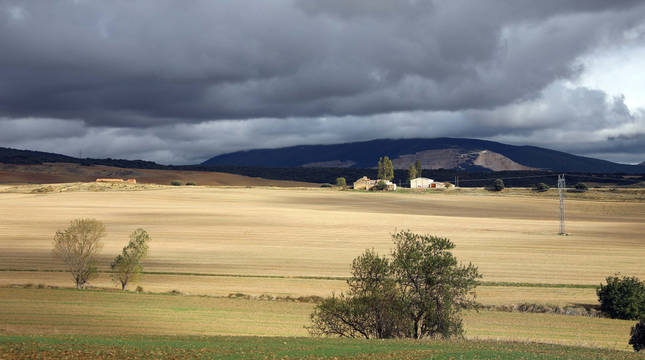 Vista tomada en octubre pasado de terrenos de Adiós donde se proyecta uno de los parques solares de la empresa Solaria.