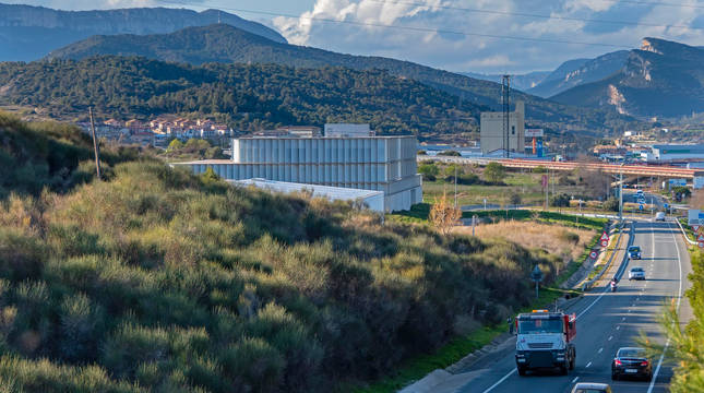 Parte de los terrenos que se urbanizarán ahora se extienden entre el Ctel, a la izquierda de la imagen, y la Autovía del Camino.