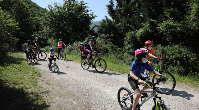 Las marchas ciclistas fueron una constante durante toda la mañana, con itinerarios y distancias diversas.