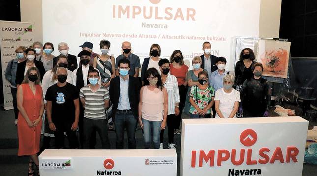 Participantes y asistentes a la sesión de ayer por la tarde de 'Impulsar Navarra', auspiciado por Diario de Navarra.