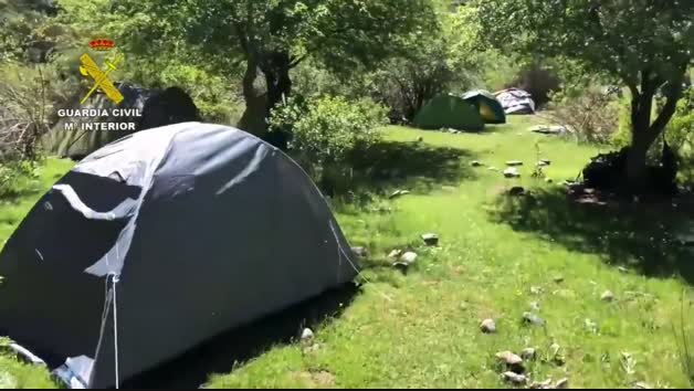 Llegada de la Guardia Civil a la acampada hippie de La Rioja