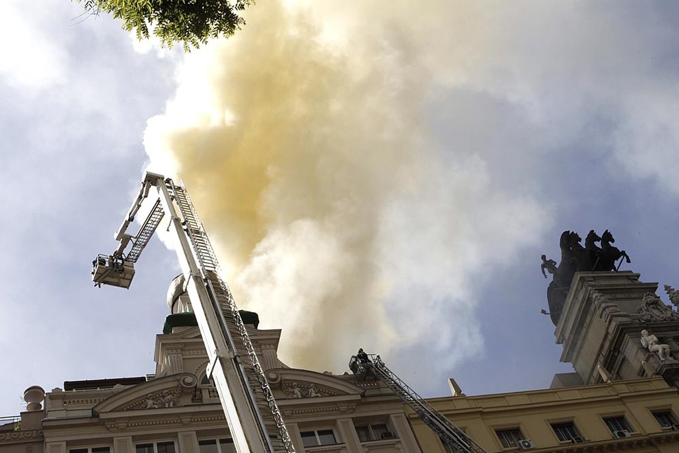 Galería: Incendio en el teatro Alcázar de Madrid | Diario ...