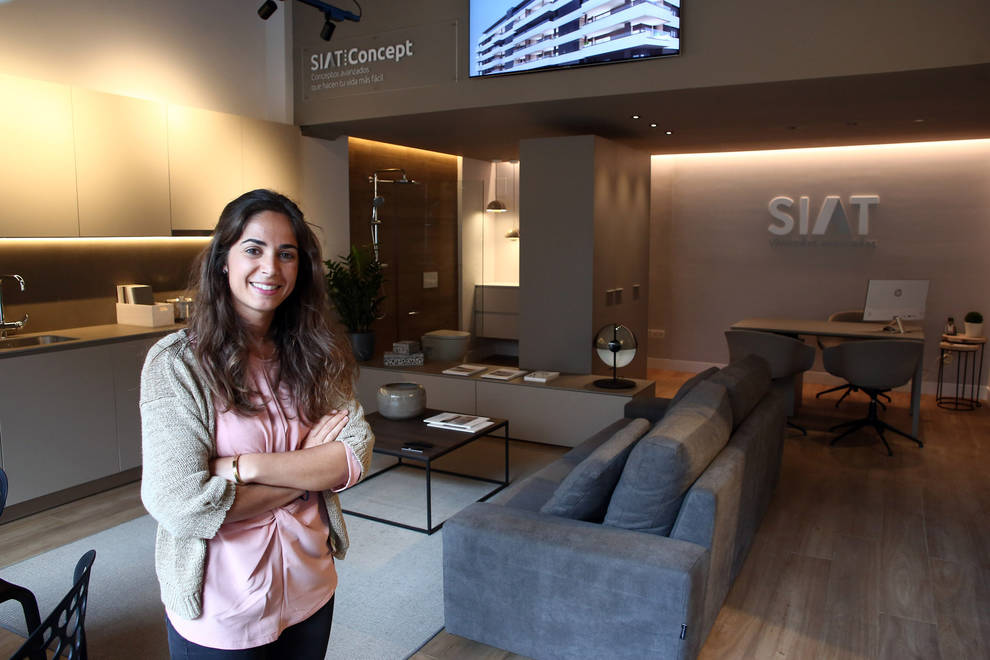 Cristina Zunzunegui, empleada de SIAT viviendas.