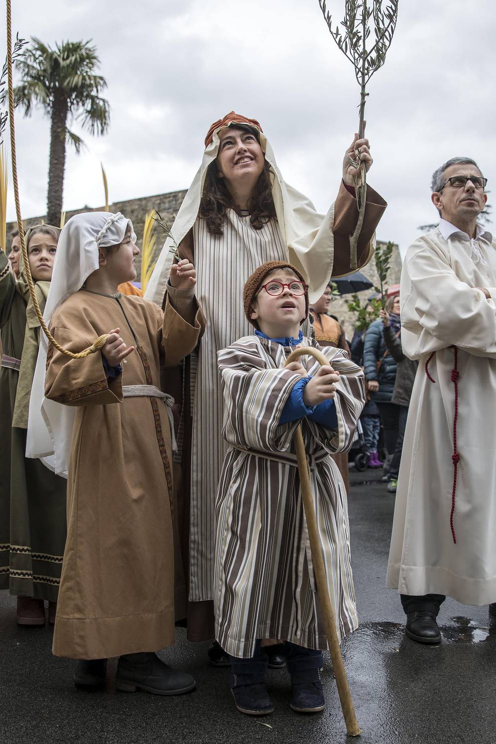 Los niños hebreos recrearon la llegada de Cristo a Jerusalén.