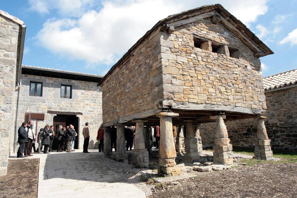 Monasterios, un remanso de paz