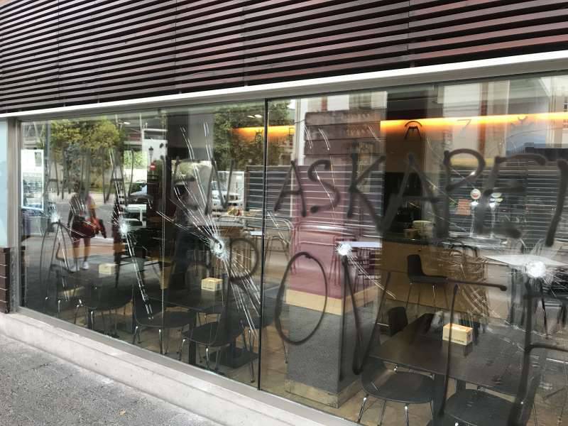Denuncian el ataque de animalistas a la sede del Club Taurino de Pamplona