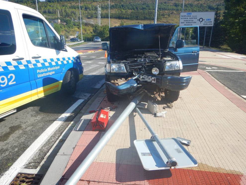 Herido tras chocar contra otro vehículo en Labrit y dar positivo en alcohol