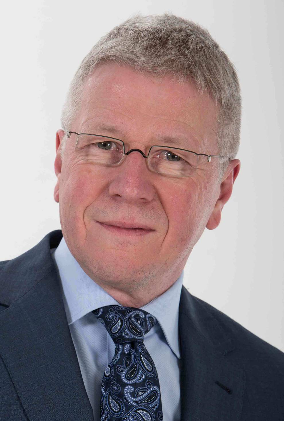 Si sufres dolor de espalda tras las vacaciones, esta puede ser la solución