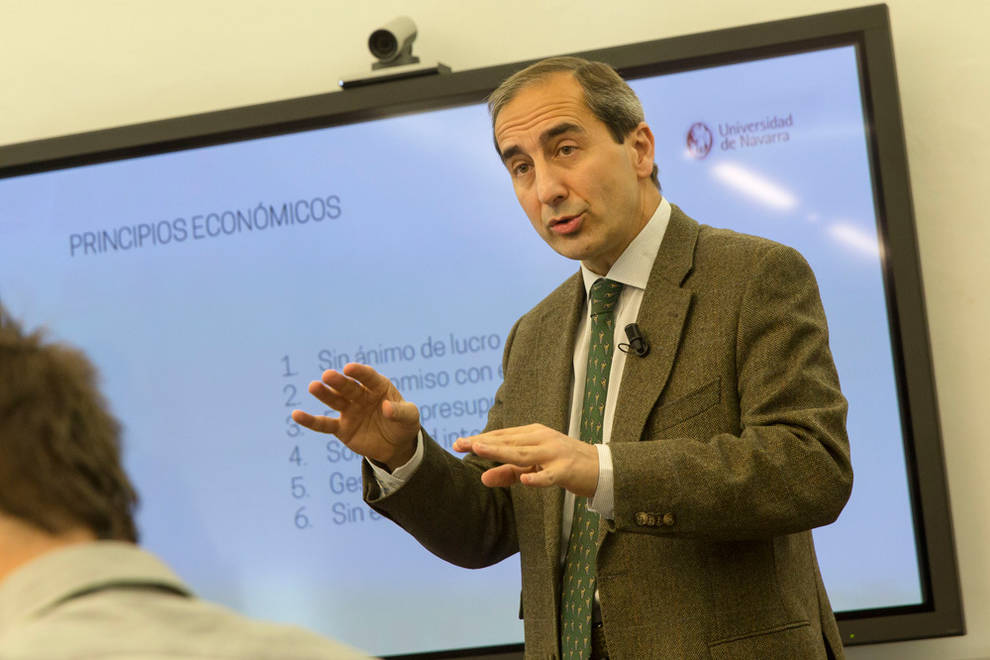 Alfonso Sánchez Tabernero