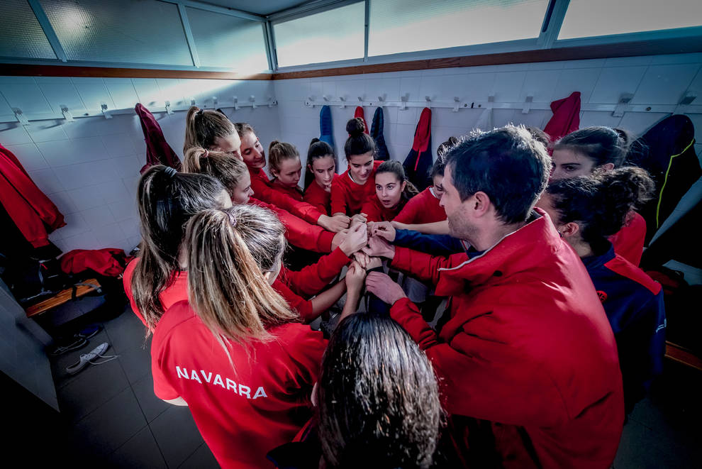 Deportistas de Barañáin, con las selecciones navarras en Lezo y en Huelva