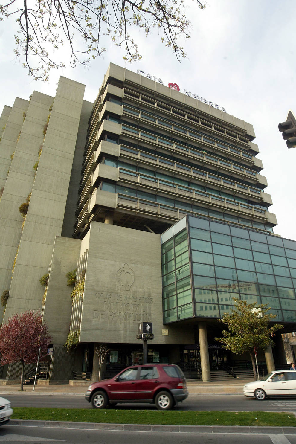Salen a la venta 5.000 m2 de la antigua Caja de Ahorros Municipal