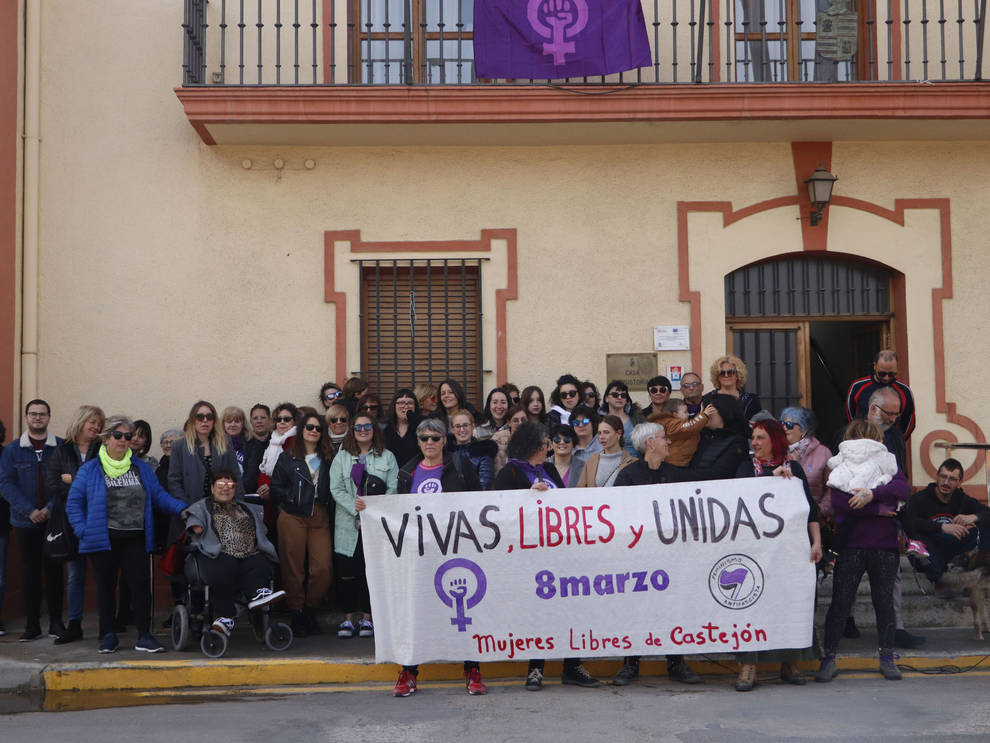 La Ribera sale a la calle por la igualdad