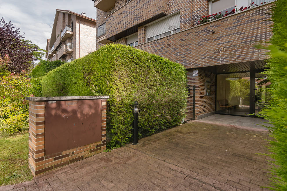 Gorráiz: ático en Egues 56