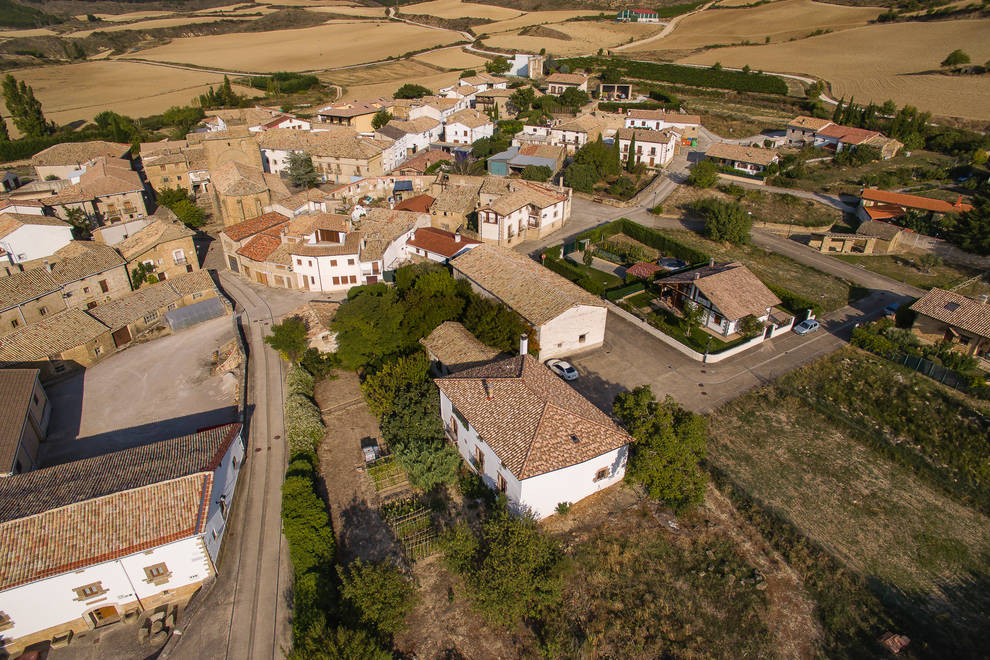 LEACHE: Historia y modernidad apacible