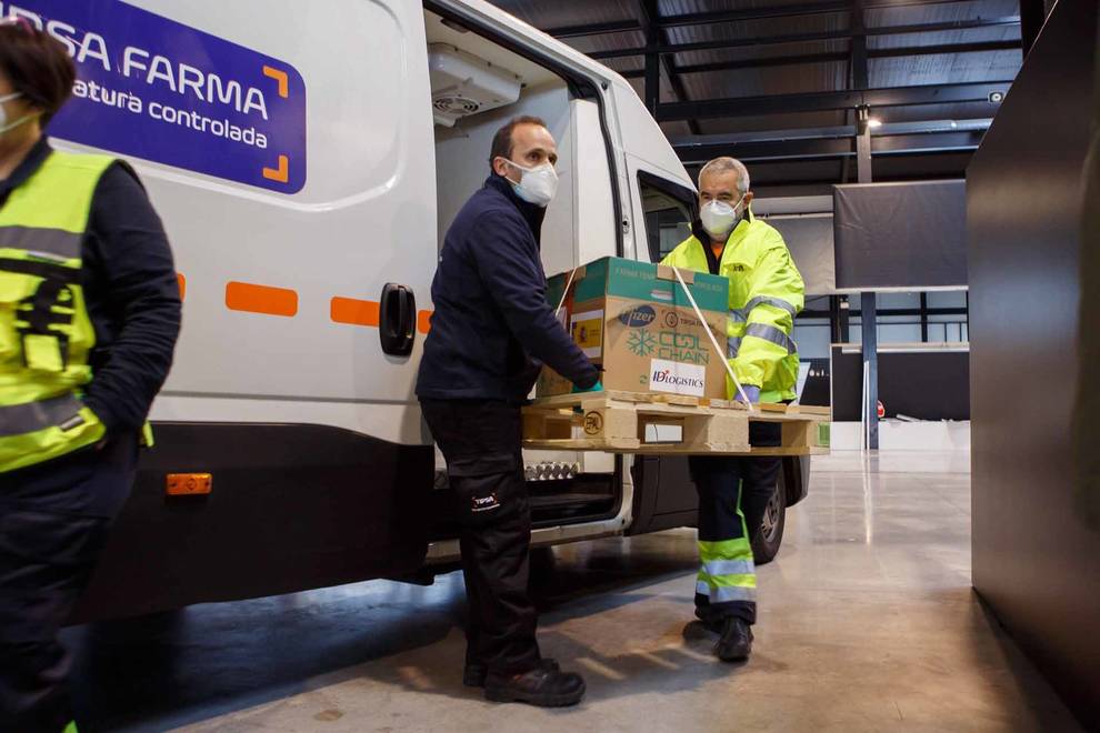 Así llegaron las primeras vacunas a Navarra