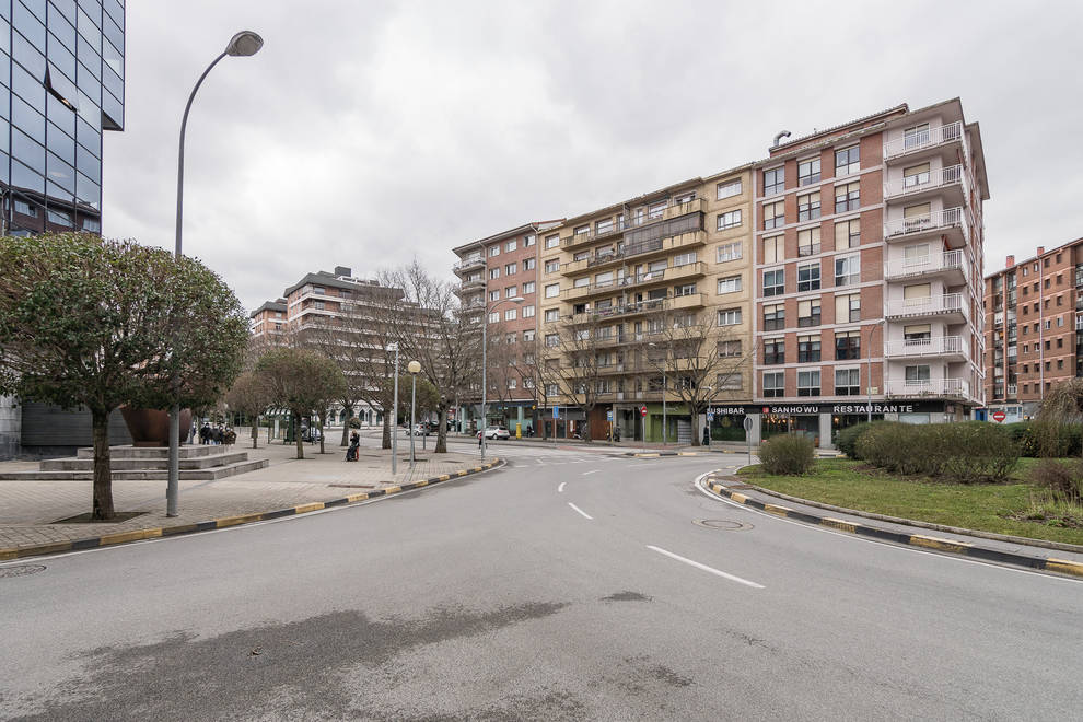 Un piso con altura en el barrio de San Juan