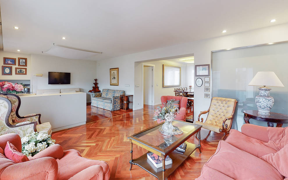 Un piso con altura en el barrio de San Juan