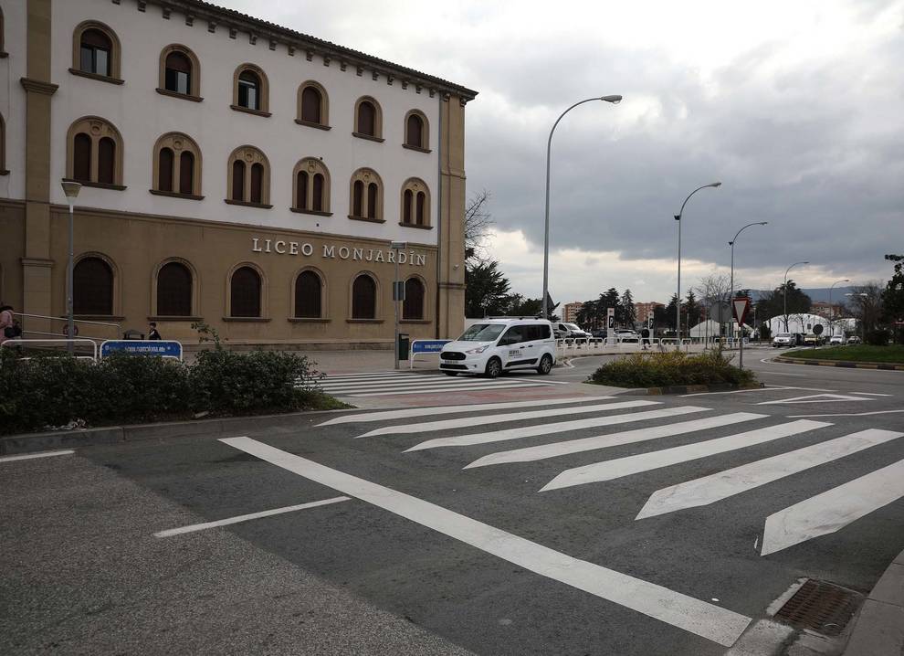 Así son los cuatro tipos de reductores de velocidad que hay en Pamplona