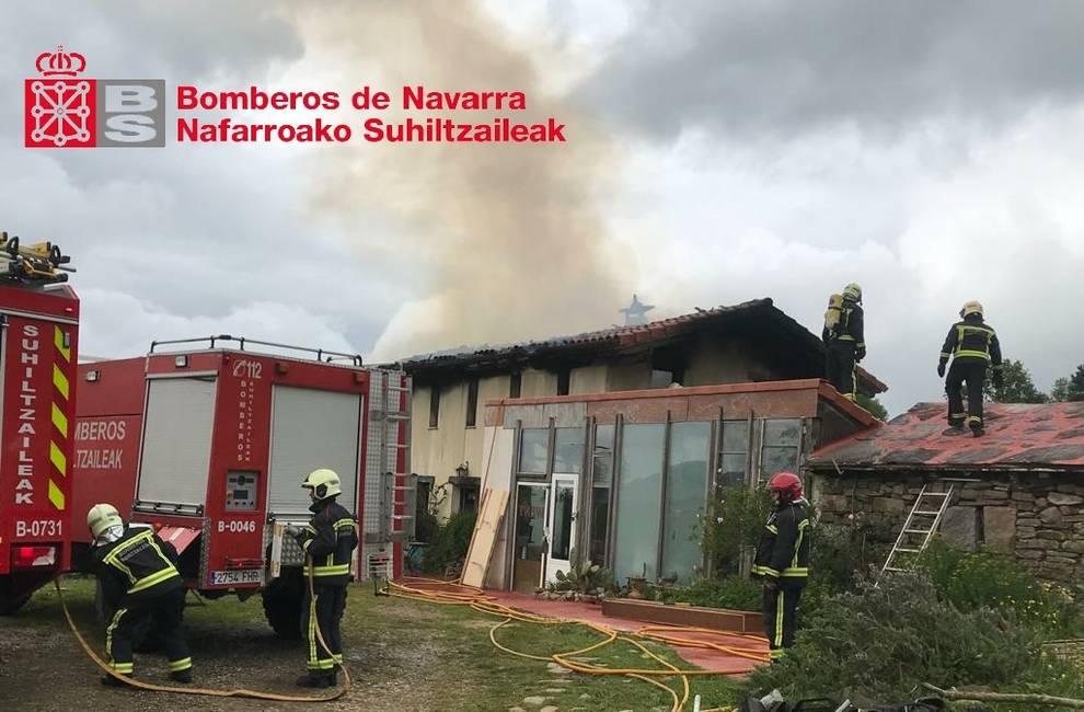 Un incendio destruye una vivienda en Berroeta (Baztan)