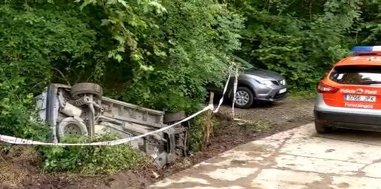 Detenido un conductor en Baztan tras accidentarse con un coche robado.