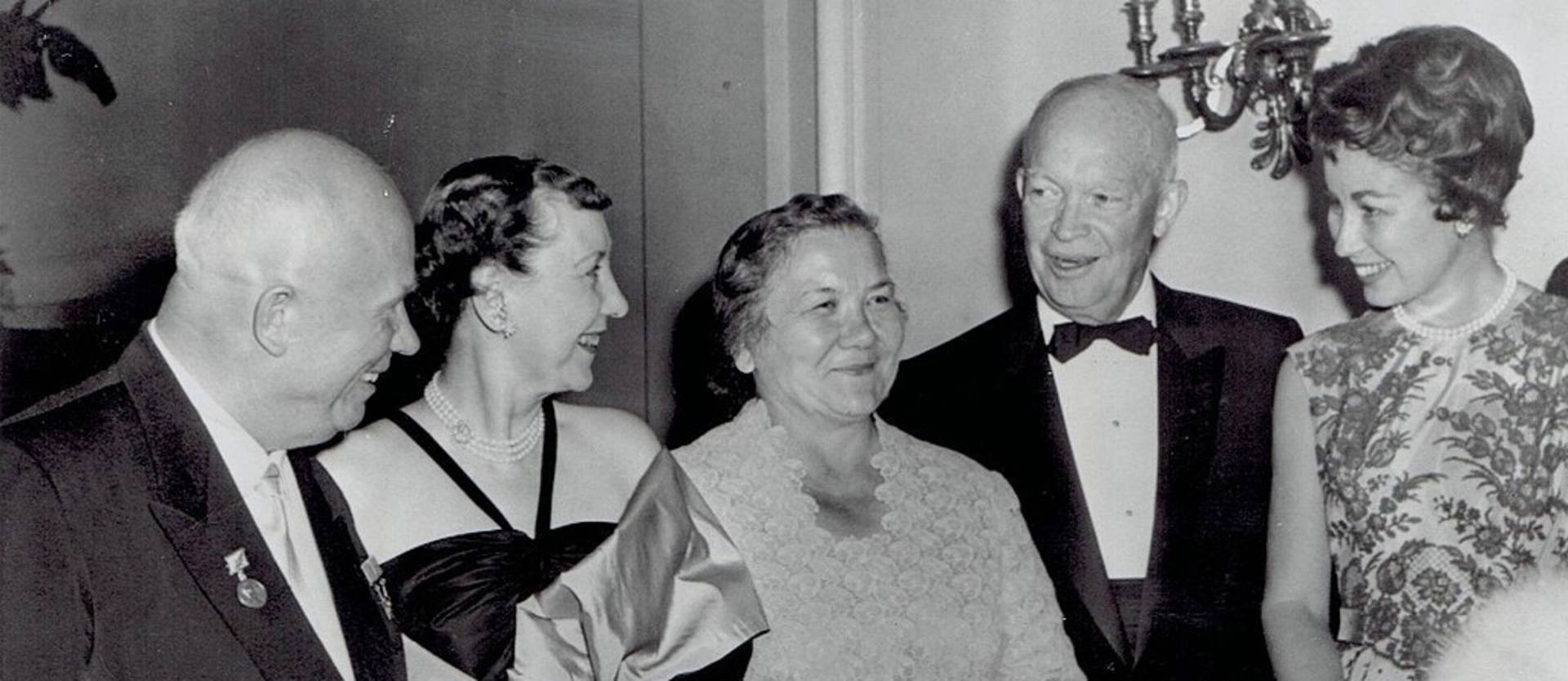 Eisenhower repite triunfo gracias a la bonanza económica y la