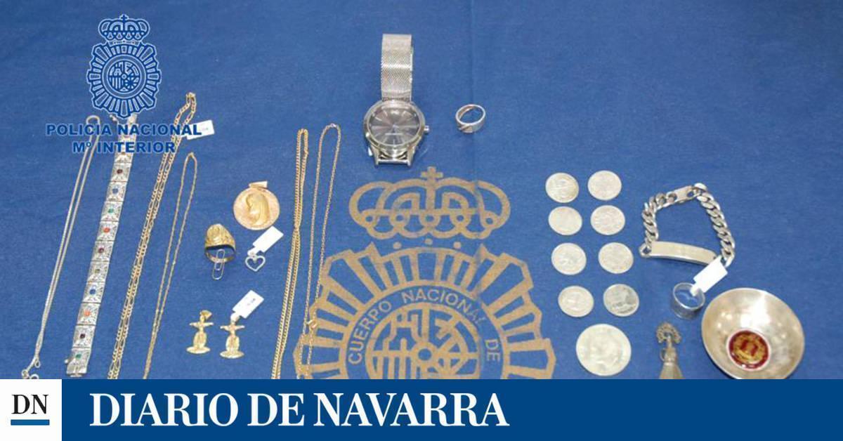 Dos Detenidas En Pamplona Acusadas Del Robo De Joyas Por Un Valor De 10 000 Euros Noticias De Navarra En Diario De Navarra