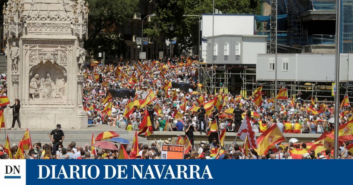 Unas 25.000 personas se concentran en la plaza de Colón contra los indultos - Vimarsana News